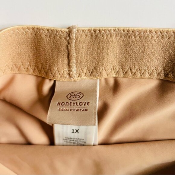 Honeylove 1X SuperPower high compression Sculptwear shorts in Sand - Picture 6 of 9